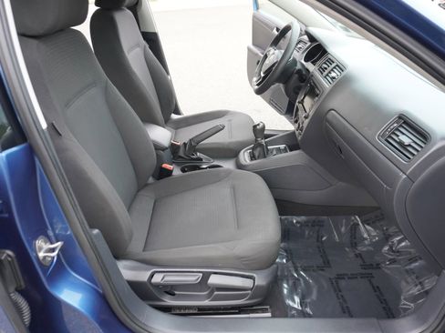 Used 2015 Volkswagen Jetta S image 12