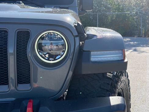 Used 2021 Jeep Wrangler Unlimited Rubicon AWD/4WD image 9
