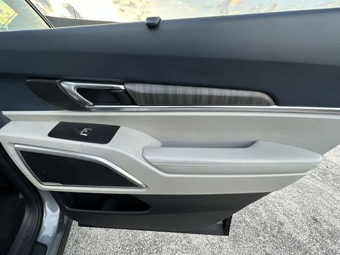 Used 2023 Kia Telluride EX image 27