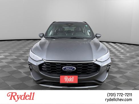 Used 2025 Ford Escape ST-Line Select AWD/4WD image 8