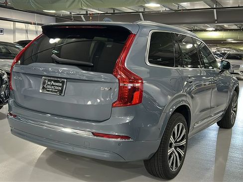 Certified 2023 Volvo XC90 B6 Plus AWD/4WD image 4