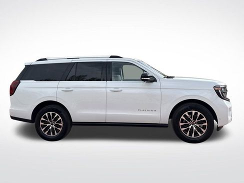 Certified 2025 Ford Expedition Platinum AWD/4WD image 9