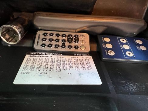 Used 2003 GMC Yukon SLT w/ 1SD Preferred Equipment Group AWD/4WD image 28