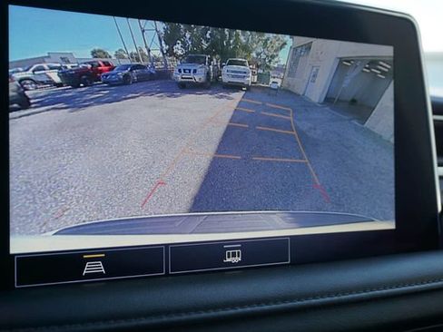 Used 2021 Chevrolet Tahoe LT AWD/4WD image 27