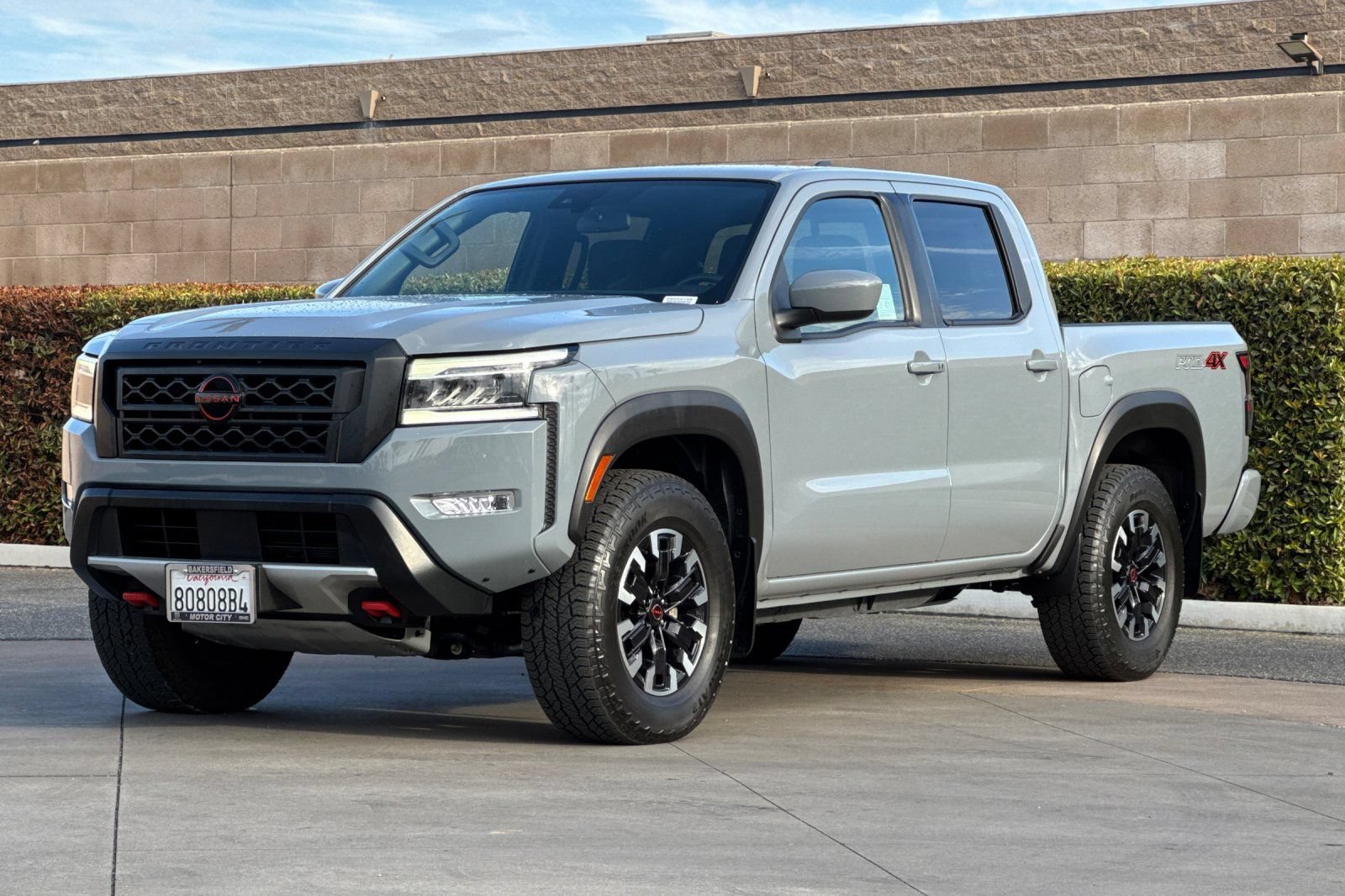 Used 2024 Nissan Frontier PRO-4X w/ Off-Road Protection Package AWD/4WD image 8