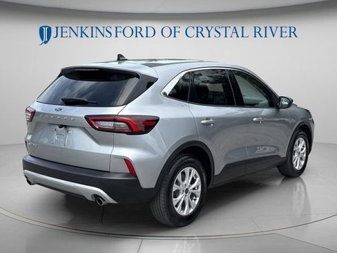 Certified 2024 Ford Escape Active FWD image 5