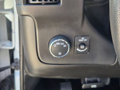 Used 2024 Chevrolet Express 2500 w/ Driver Convenience Package image 22