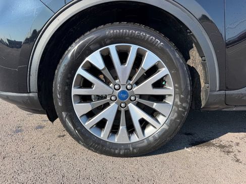 Used 2022 Ford Escape Titanium AWD/4WD image 17