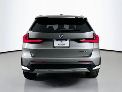 Used 2026 BMW X1 xDrive28i w/ Technology Package AWD/4WD image 6