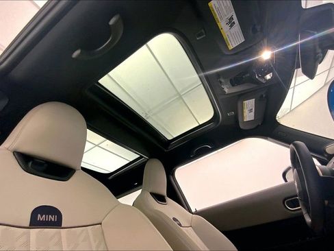 Used 2025 MINI Cooper S image 26