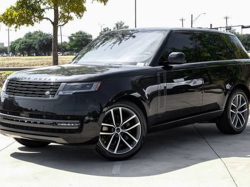 New 2026 Land Rover Range Rover SE AWD/4WD image 2