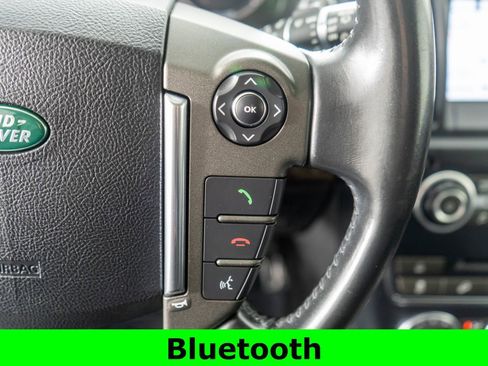 Used 2015 Land Rover LR2 AWD/4WD image 17