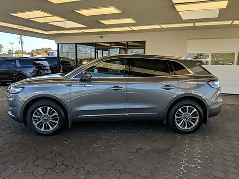 Certified 2022 Lincoln Nautilus Reserve image 8