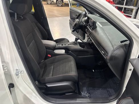 Used 2024 Honda HR-V Sport image 34