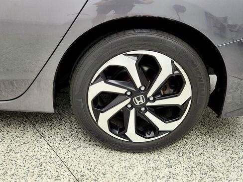 Used 2017 Honda Accord EX-L image 9