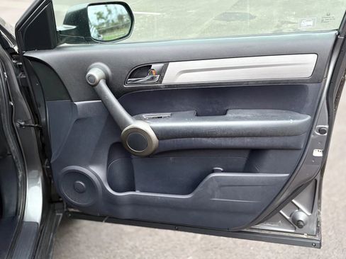 Used 2010 Honda CR-V LX image 13