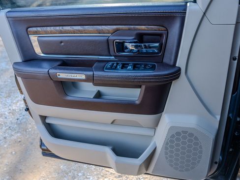 Used 2014 RAM 1500 Laramie Longhorn w/ Convenience Group image 23