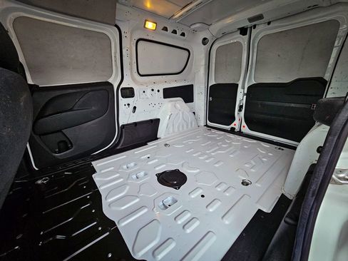 Used 2019 RAM ProMaster City Tradesman image 23