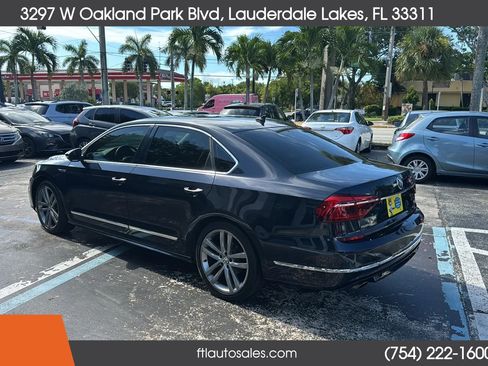 Used 2017 Volkswagen Passat 1.8T R-Line FWD image 8