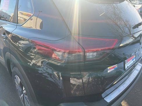 Certified 2023 Nissan Rogue SV w/ SV Premium Package image 39