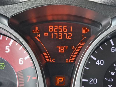 Used 2015 Nissan Juke NISMO AWD/4WD image 6