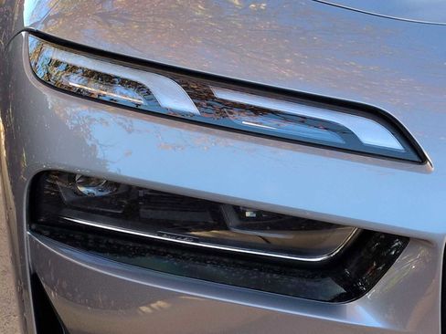 New 2025 BMW i7 eDrive50 image 11