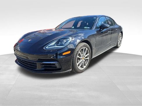 Used 2018 Porsche Panamera 4S image 1