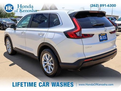 Used 2024 Honda CR-V EX image 3