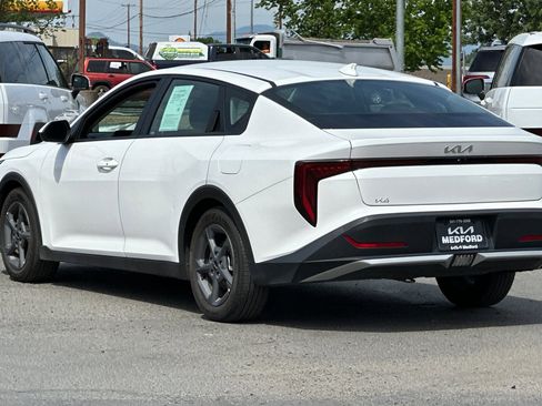 Used 2025 Kia K4 FWD image 7