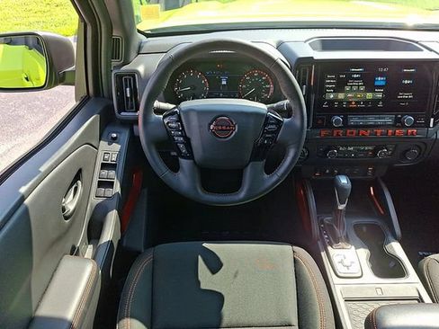 Used 2026 Nissan Frontier PRO-4X w/ Pro-4x Convenience Package AWD/4WD image 11