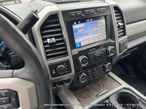 Used 2019 Ford F250 Lariat w/ Lariat Ultimate Package AWD/4WD image 19
