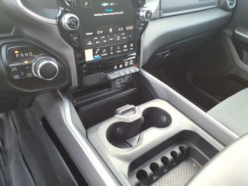 Certified 2022 RAM 1500 Big Horn image 16