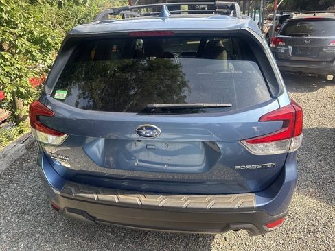 Used 2019 Subaru Forester Premium AWD/4WD image 6