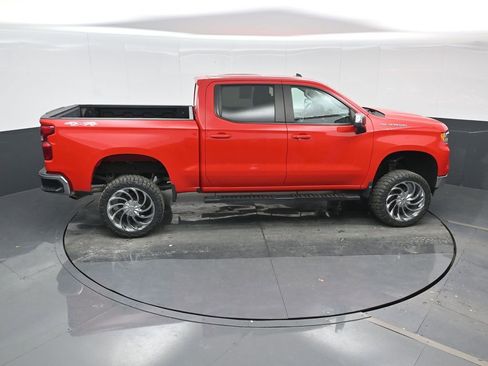Used 2022 Chevrolet Silverado 1500 LT image 22