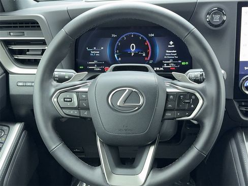 Used 2024 Lexus GX 550 550 Premium NAV,CAM,SUNROOF,CL image 18