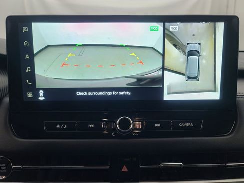 Used 2025 Mitsubishi Outlander SE image 34