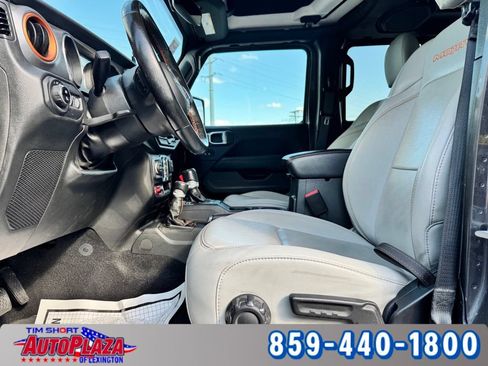 Used 2022 Jeep Gladiator Mojave w/ LED Lighting Group AWD/4WD image 33