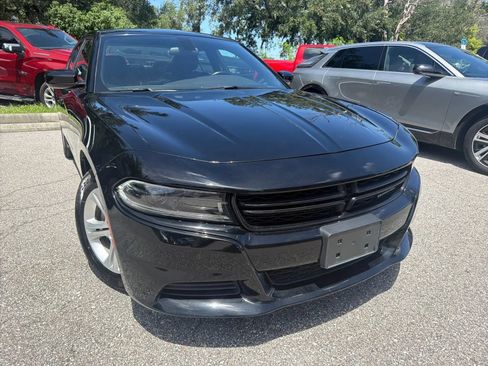 Used 2023 Dodge Charger SXT RWD image 5