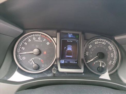 Used 2021 Toyota Tacoma TRD Sport w/ Technology Package RWD image 11
