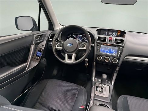 Used 2017 Subaru Forester 2.5i Premium image 27