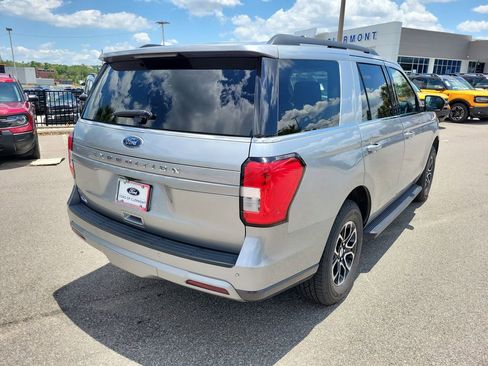 Used 2024 Ford Expedition XLT AWD/4WD image 5