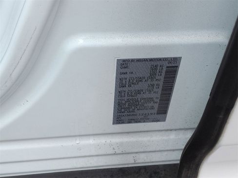 Used 2025 Nissan Murano SV image 22