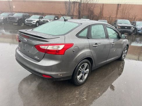 Used 2014 Ford Focus SE w/ SE Sport Package image 5