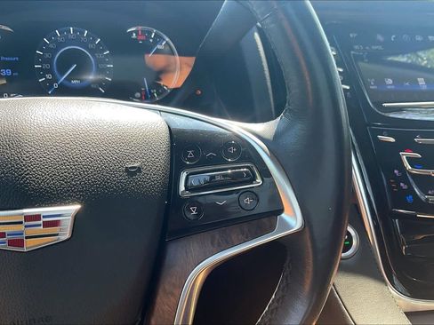 Used 2020 Cadillac Escalade Premium Luxury AWD/4WD image 26