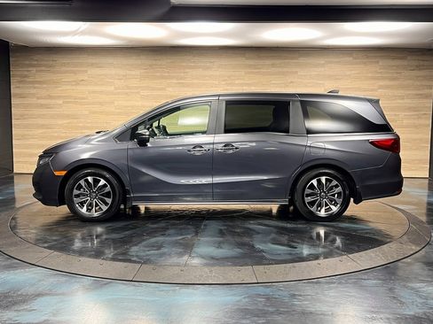 Used 2024 Honda Odyssey EX-L image 17