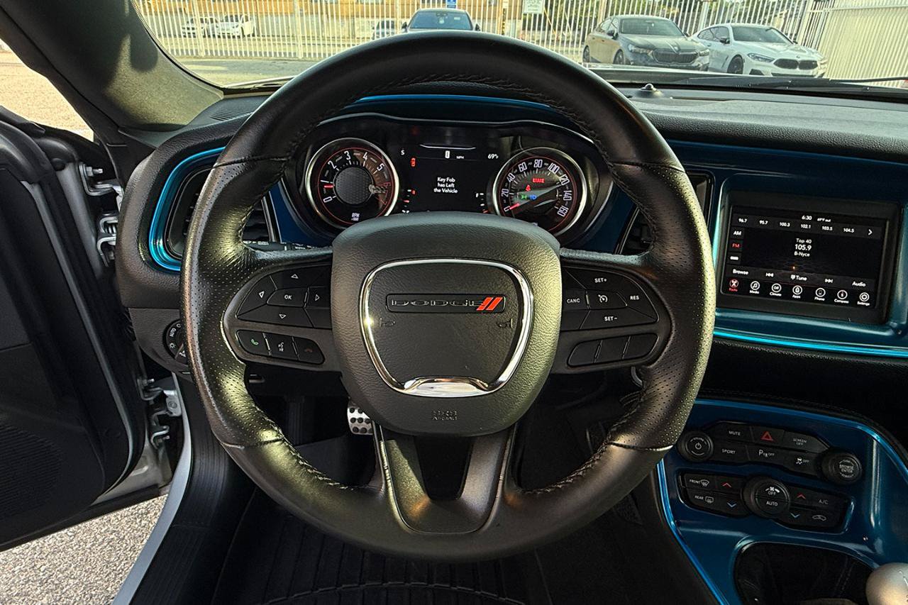 Used 2022 Dodge Challenger R/T RWD image 11