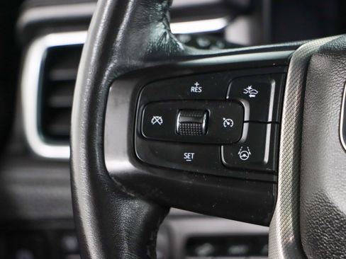 Used 2023 GMC Yukon XL Denali w/ Advanced Technology Package AWD/4WD image 14