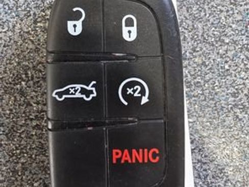 Used 2019 Dodge Charger R/T w/ Plus Group image 30