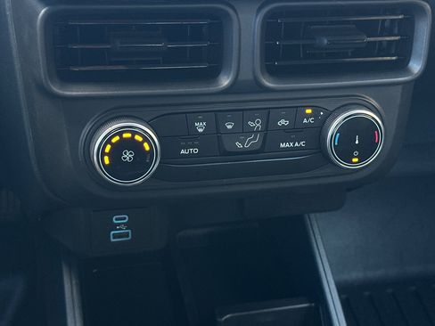 Certified 2023 Ford Maverick XL image 18