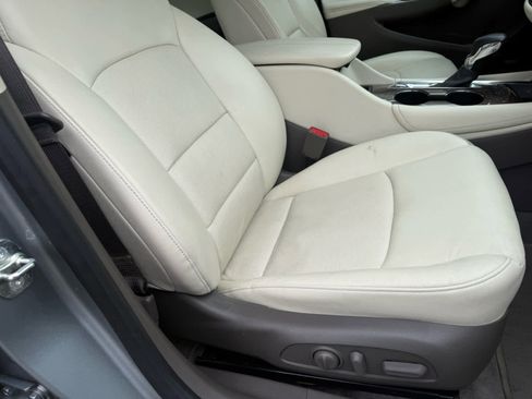 Used 2024 Chevrolet Malibu LT image 8